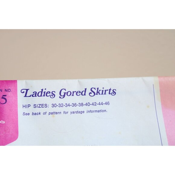 UNCUT Stretch & Sew Pattern 425 Gored Skirt Size 30 - Vintage 1967 93530 - Picture 3 of 4